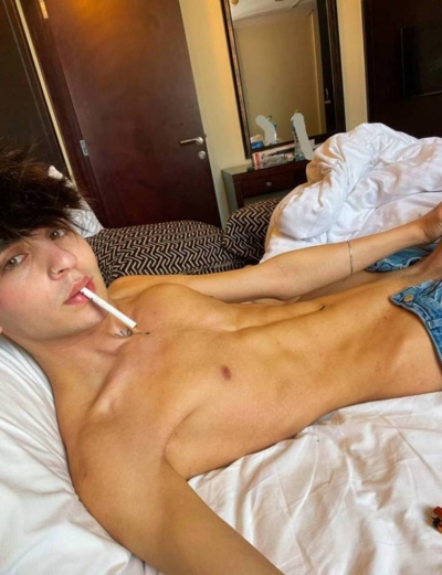 Парень Сефа